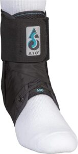 Ankle stabilizer with a figure-eight strapping system, crafted from high-quality polyester and metal insert for effective relief from supination-related pain
