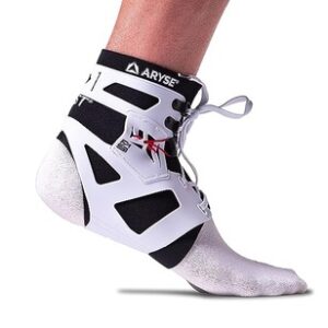 Sports Hinged Ankle Guard - Ideal for athletes, this ankle brace offers a blend of flexibility and reinforced support, minimizing the risk of injuries during intense physical activities