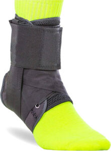 fugure 8 ankle brace for basketball and volleyball players